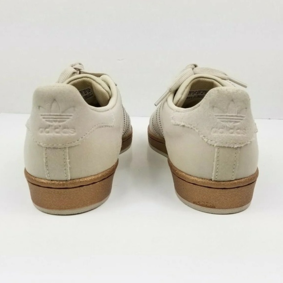 Adidas Superstar Shell Toe size 6 - Picture 2 of 5